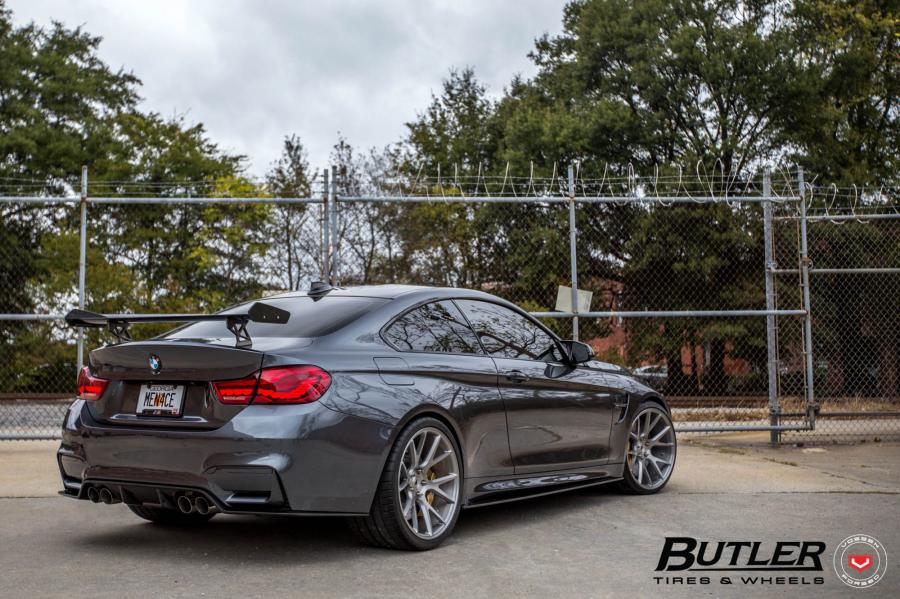  BMW M4 Coupe on Vossen Wheels (VPS-306) 2017 года  (фото 17 из 38)